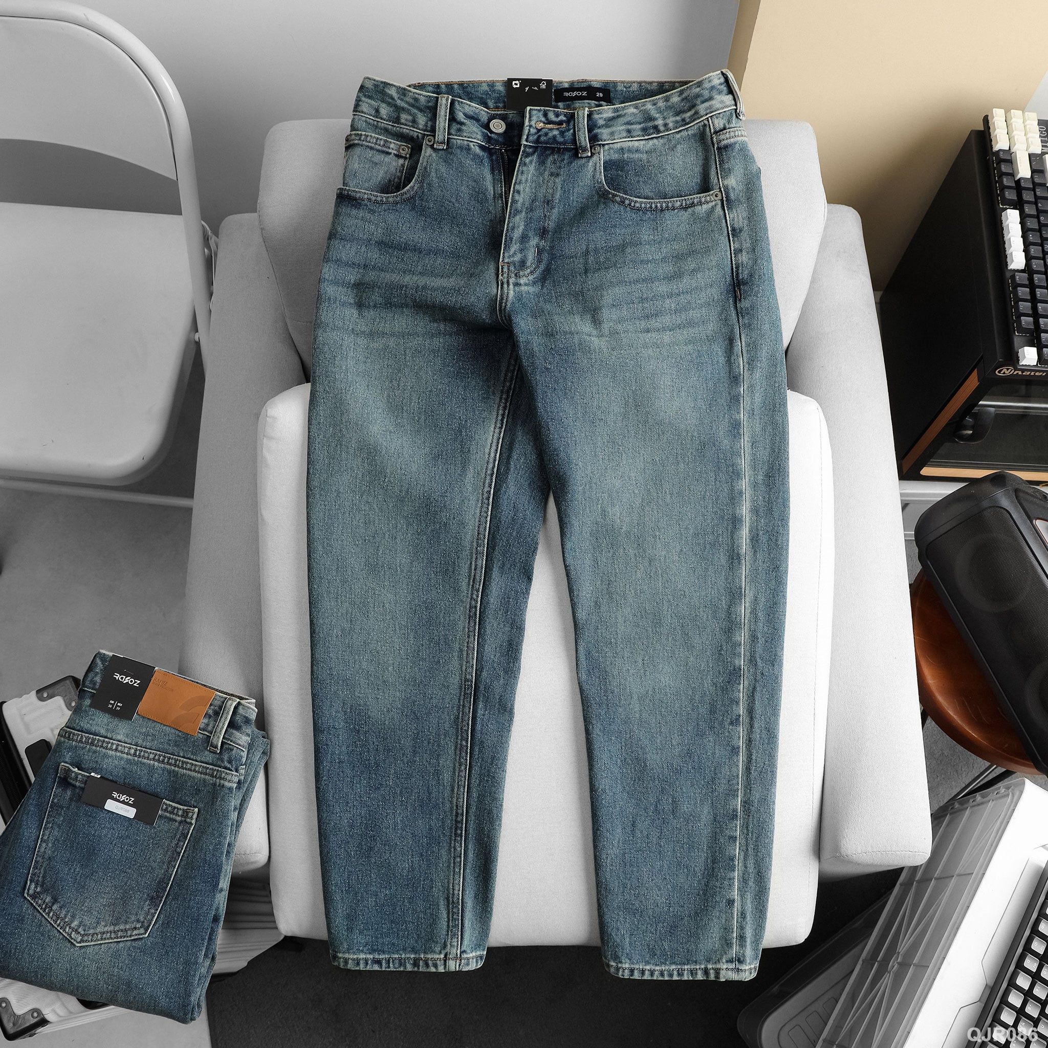  Quần jean Relaxed Xanh Wash - 086 