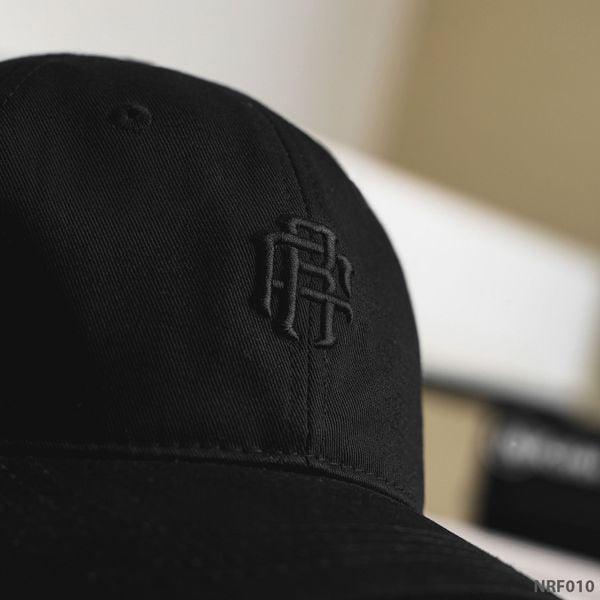  Nón lưỡi trai Black Logo Embroidery - 010 