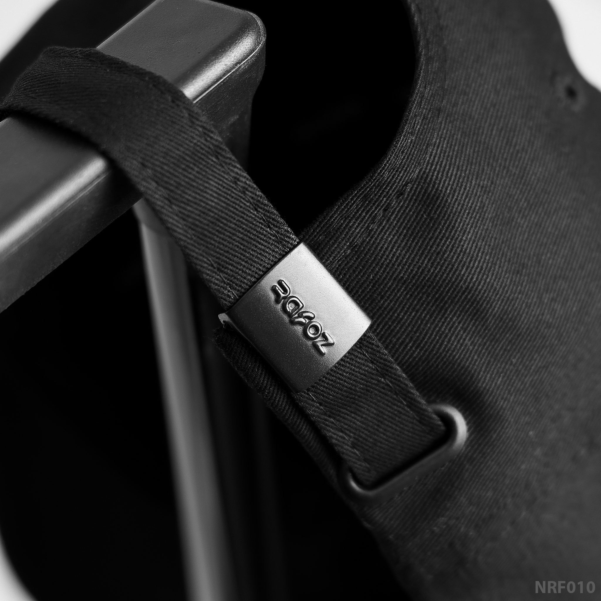  Nón lưỡi trai Black Logo Embroidery - 010 