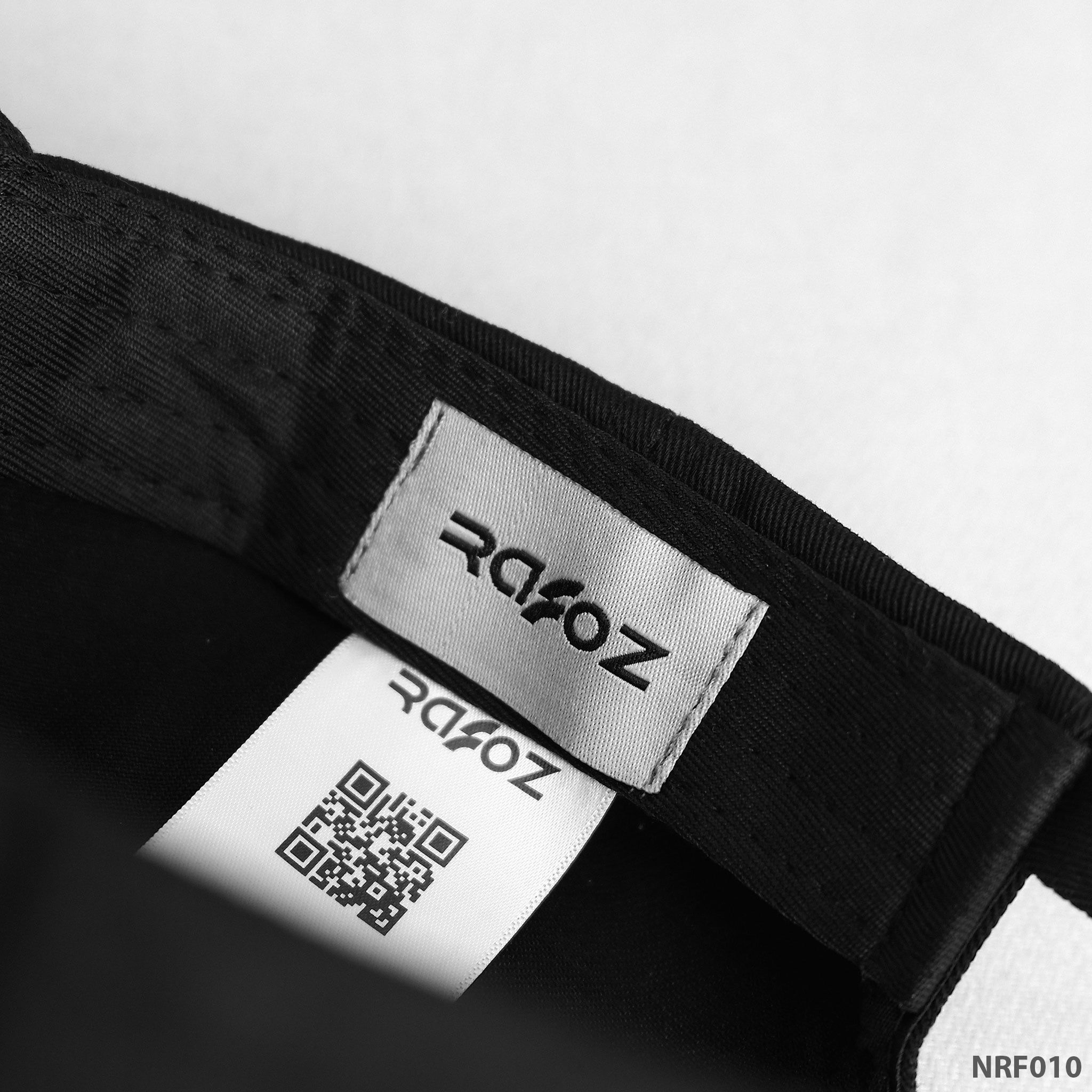  Nón lưỡi trai Black Logo Embroidery - 010 