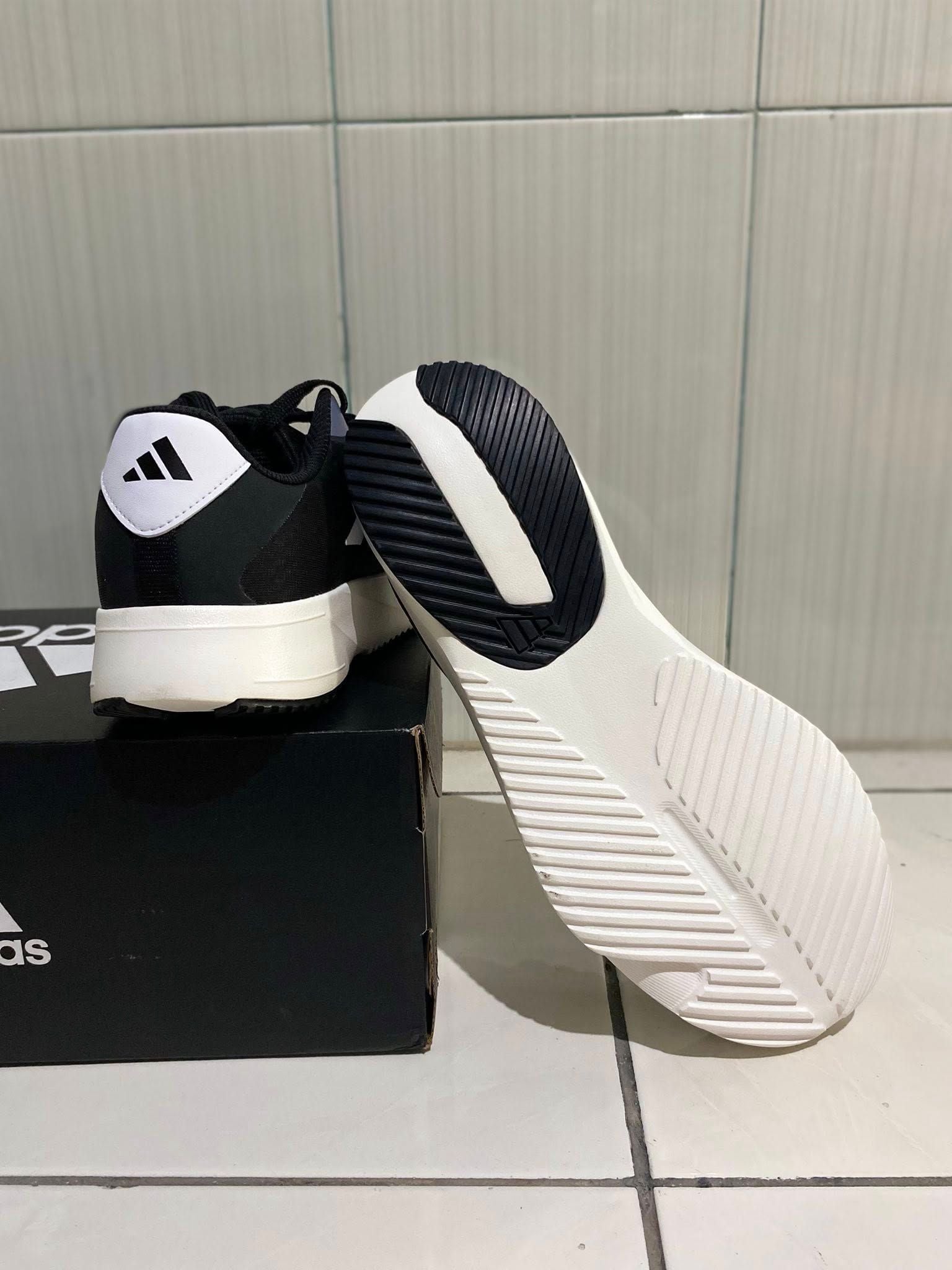  Giày chạy bộ adidas Basic Run-Reflectiv Nam - JK0836 