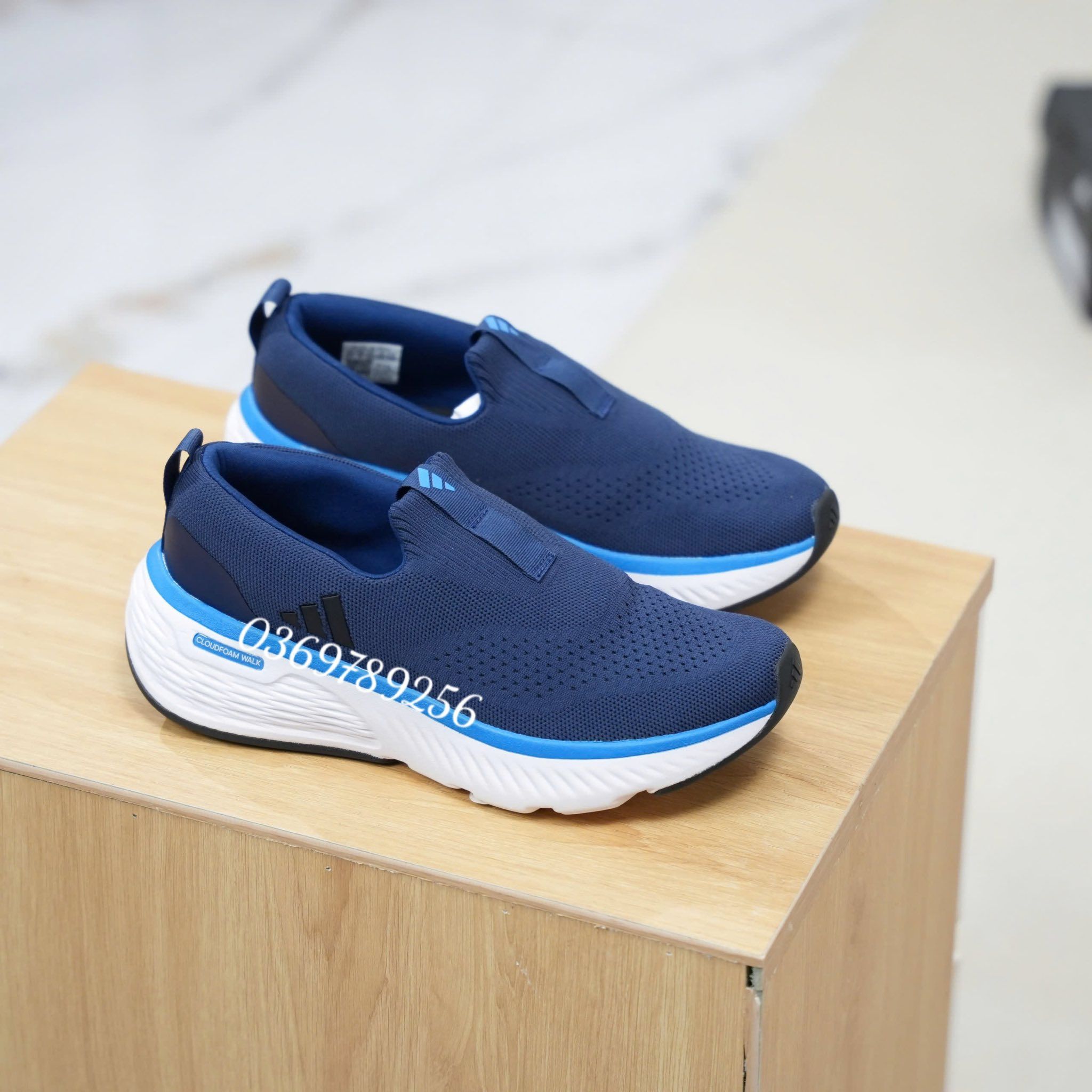  GIÀY ADIDAS SLIP ON NAM ID4020 