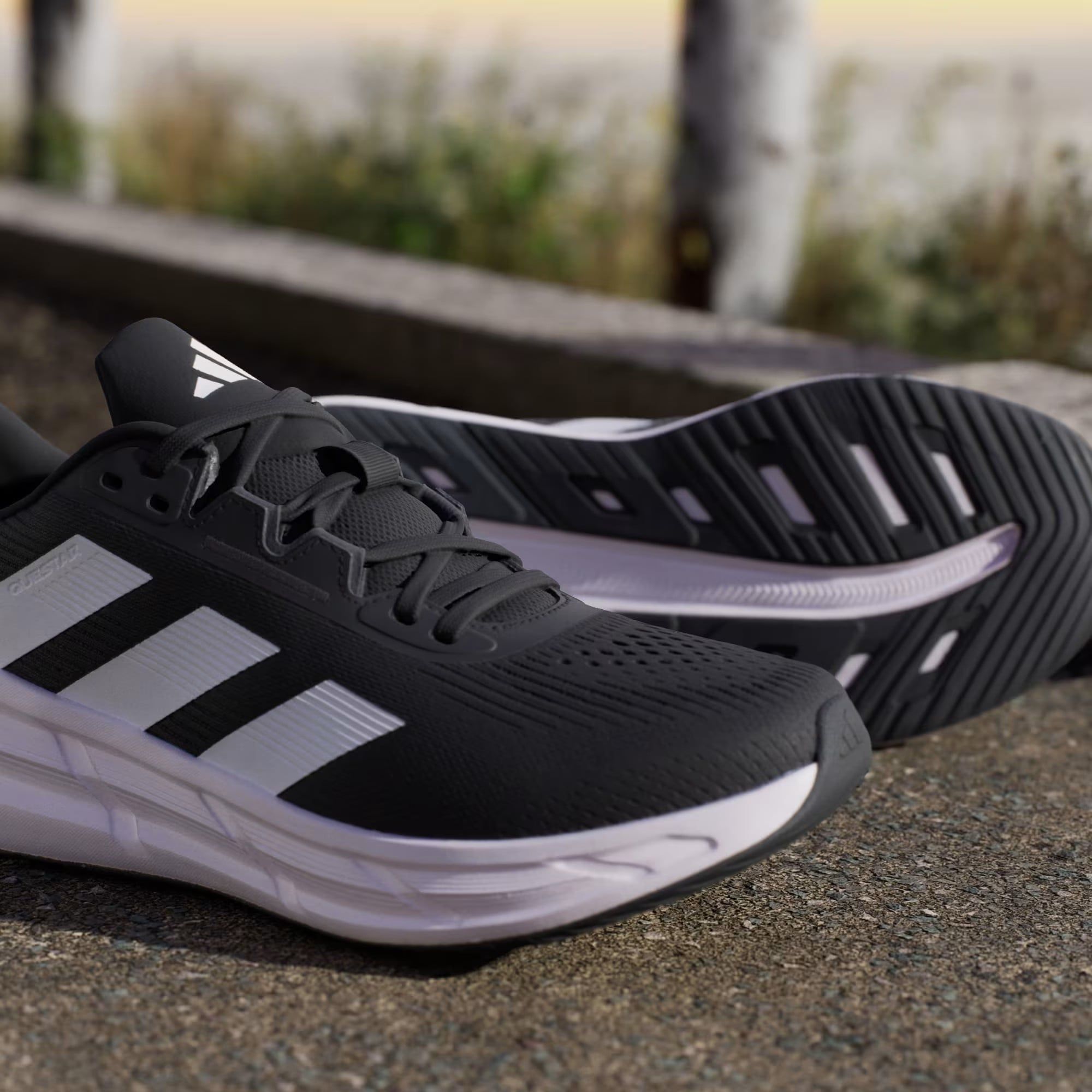  Giày Chạy Bộ Adidas Questar 3 ID6320 