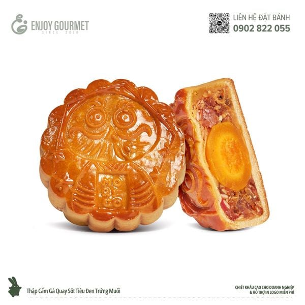Bánh Trung Thu Morico - Thập Cẩm Gà Quay Sốt Tiêu Đen Trứng Muối