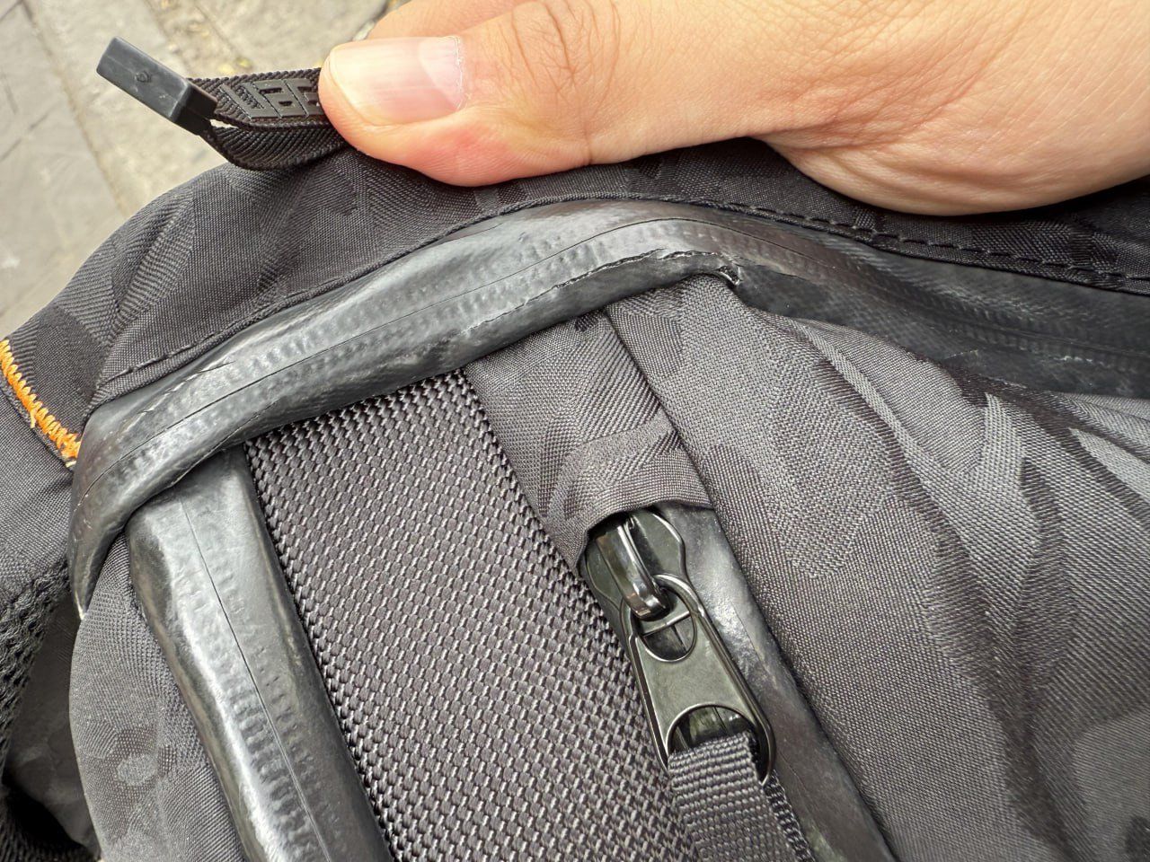  [THANH LÝ] Ba lô chống sốc trượt nước UAG STD 18 lít 