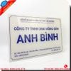 Biển mica in logo công ty sắc nét, thẩm mỹ cao