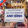 Biển mica in logo công ty sắc nét, thẩm mỹ cao