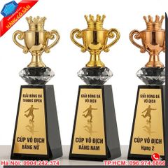 Xưởng Làm Cúp Đá Bóng Đẹp – Giao Nhanh Toàn Quốc