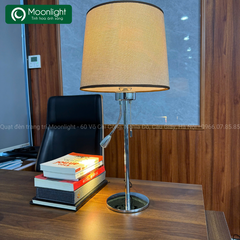 Đèn bàn trang trí chao vải màu trắng thân hợp kim kết hợp đèn chiếu rọi 0601025401