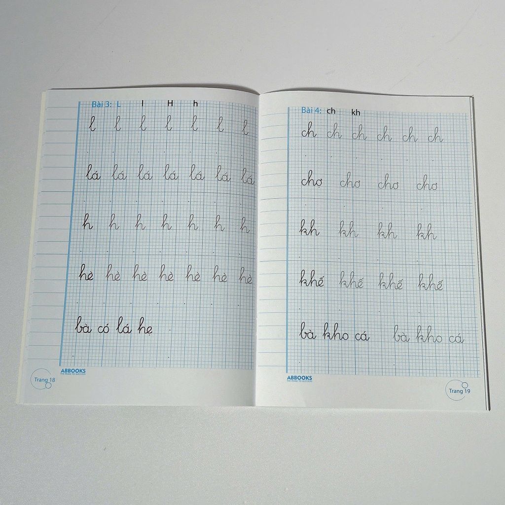 Bộ Chân Trời Sáng Tạo - Vở Luyện Viết Lớp 1 Theo Chương Trình SGK Mới Tập 1-2 ( Tái Bản )