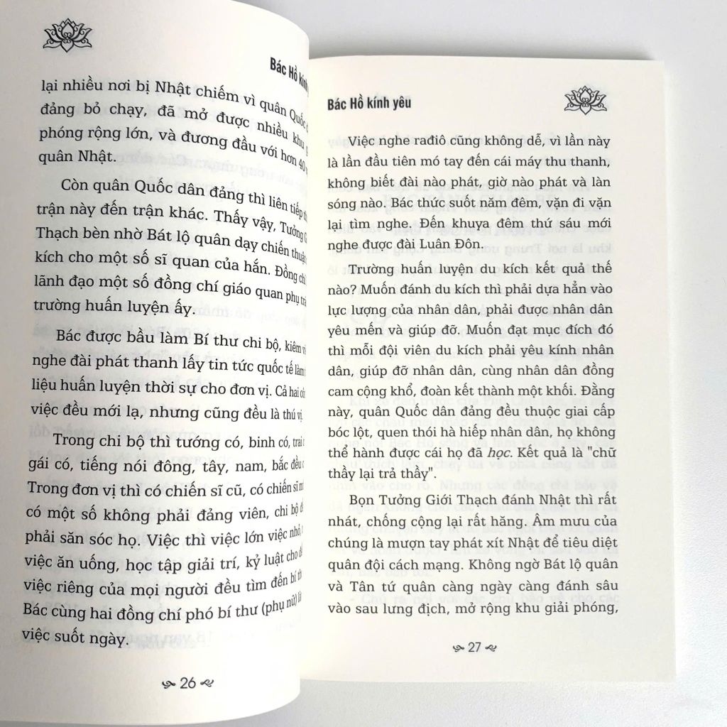 Sách – Sáng Mãi Tấm Gương Bác Hồ - Bác Hồ Kính Yêu (Hoài Dung - Tuệ Minh) - ABBOOKS