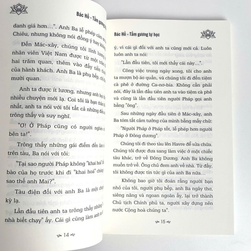 Sách - Sáng Mãi Tấm Gương Bác Hồ - Bác Hồ Tấm Gương Tự Học (Hoài Dung, Tuệ Minh) - ABBOOKS