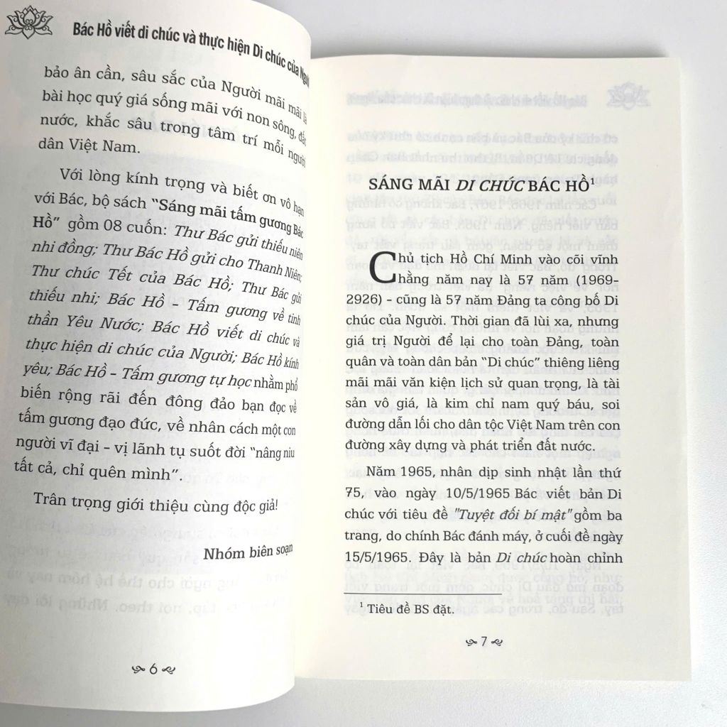 Sách - Sáng Mãi Tấm Gương Bác Hồ - Bác Hồ Viết Di Chúc Và Thực Hiện Di Chúc Của Người - ABBOOKS