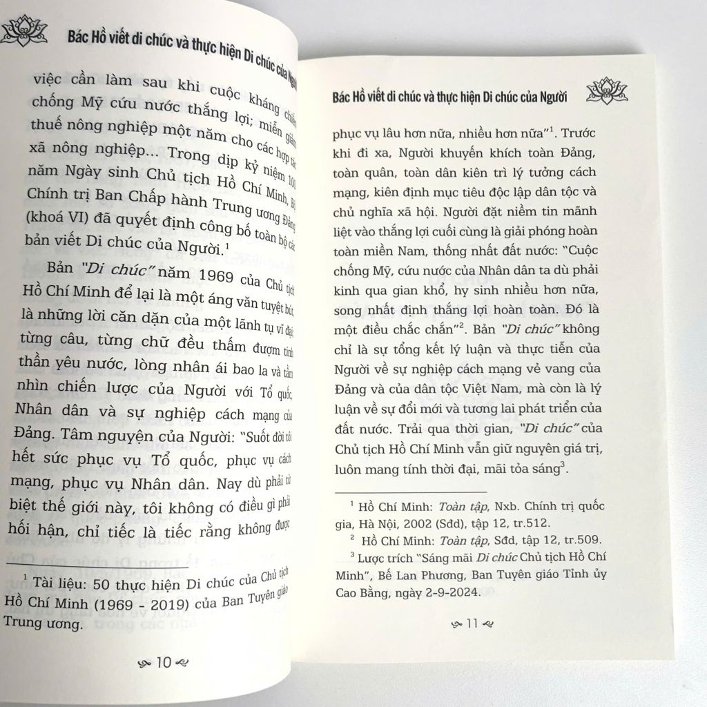 Sách - Sáng Mãi Tấm Gương Bác Hồ - Bác Hồ Viết Di Chúc Và Thực Hiện Di Chúc Của Người - ABBOOKS