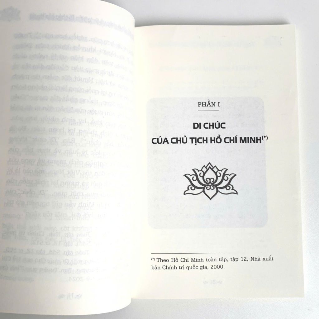 Sách - Sáng Mãi Tấm Gương Bác Hồ - Bác Hồ Viết Di Chúc Và Thực Hiện Di Chúc Của Người - ABBOOKS