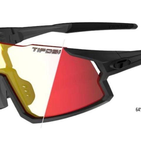 Tifosi Stash Kính Mát Thể Thao Nửa Gọng Dành Cho Đạp Xe, Chạy Bộ, Pickleball Thiết Kế Đệm Êm Tai, Mũi Gọng Màu Đen Matte Gunmetal Tròng Đổi Màu Đỏ Clarion Red Fototec