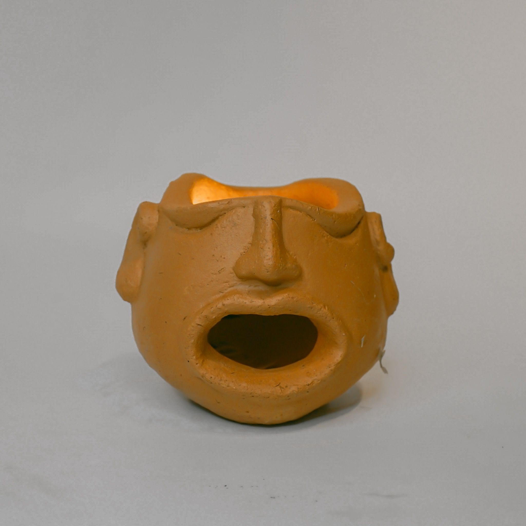  Bếp Dùng Than Đất Nung - Mặt Người - BT05 