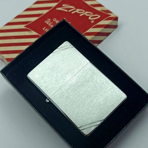 Bật Lửa Zippo Đồng Khối Mạ Chrome Vintage Chặt Góc Phay Xước Trơn 2 Mặt Đời XV La Mã Năm 1999 ZL879