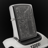 Bật Lửa Zippo Cổ Đồng Khối Mạ Chrome Ăn Mòn Hoa Văn Venetian Năm 1983 Đời 7 Vạch huyền ZC225