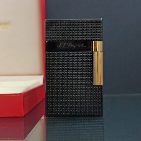 Bật Lửa Dupont HK Ga Đá Vân Kim Cương Sơn Đen Phối Rulo Và Nắp Vàng D218