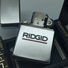 Bật Lửa Zippo Đồng Khối Mạ Chrome Bóng Chủ Đề Phủ Sơn Đời XI La Mã Sản Xuất Năm 1995 ZL870