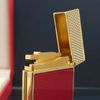Bật Lửa Dupont HK Ga Đá Mạ Vàng Nắp Kim Cương Sơn Đỏ D219