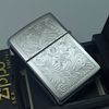Bật Lửa Zippo Đồng Khối Mạ Chrome Khắc Ăn Mòn Chủ Đề Venetian Sản Xuất Năm 1999 Đời XV La Mã ZL867