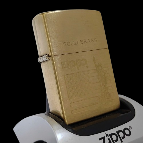 Bật Lửa Zippo Đồng Khối Phay Xước Chủ Đề Khắc Ăn Mòn Nữ Thần Tự Do Liberty Đời XII La Mã Sản Xuất Năm 1996 ZL864