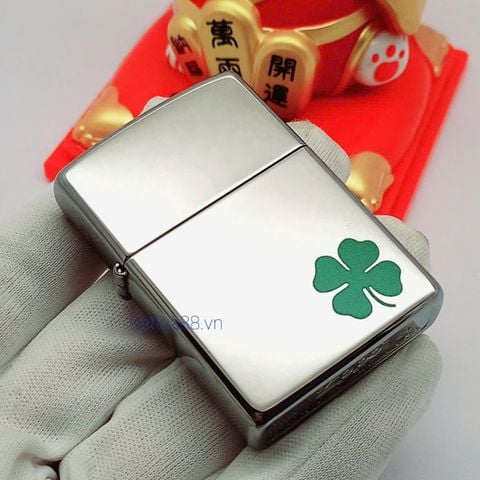BẬT LỬA ZIPPO CHROME BÓNG SƠN HẤP NHIỆT CỎ 4 LÁ MAY MẮN Z115