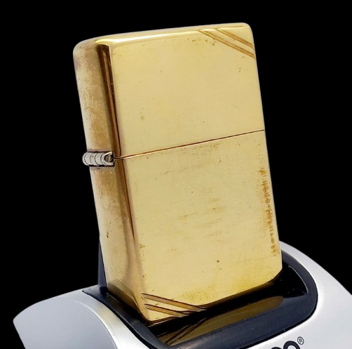 Bật Lửa Zippo Đồng Khối Trơn Bóng Bản Vintage Chặt Góc Đầu Bằng Đời XIII La Mã Năm 1997 ZL741