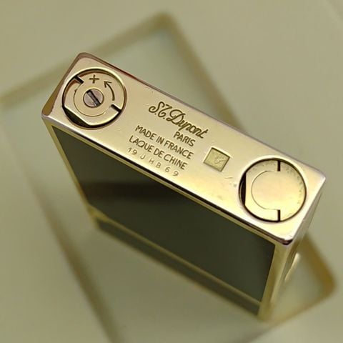 Bật Lửa Dupont Ligne 2 Bọc Vàng Men Đen 2 Lỗ Phom Thấp DP172