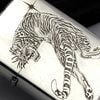 Bật Lửa Zippo Bạc Đúc Nguyên Khối Chủ Đề Mãnh Hổ Xuất Nhật Đính Kim Cương Năm 2005 ZBU125