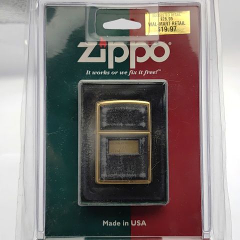 Set Zippo Sưu Tầm Mạ Vàng Gold Plated Ốp Nhựa 2 Mặt Sang Trọng, Nguyên Vỉ Trưng Bày Sản Xuất Khoảng Thập Niên 1990s, Cực Hiếm, Có Giá Trị Sưu Tầm Cao ZS97