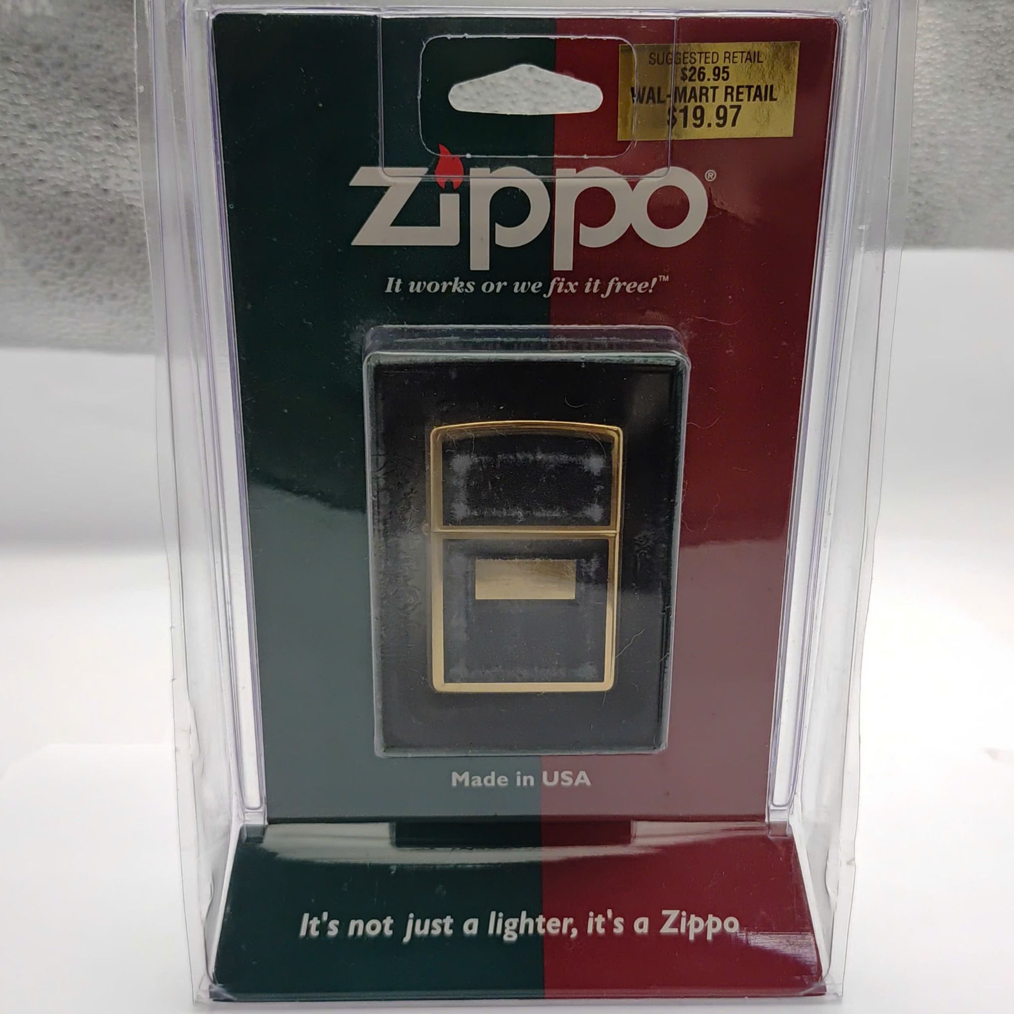 Set Zippo Sưu Tầm Mạ Vàng Gold Plated Ốp Nhựa 2 Mặt Sang Trọng, Nguyên Vỉ Trưng Bày Sản Xuất Khoảng Thập Niên 1990s, Cực Hiếm, Có Giá Trị Sưu Tầm Cao ZS97