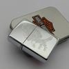 Bật Lửa Zippo Herlay Davision Chủ Đề Hiếm Gặp, Đời XIII La Mã Sản Xuất Năm 1997 ZL780
