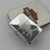 Bật Lửa Zippo Herlay Davision Chủ Đề Hiếm Gặp, Đời XIII La Mã Sản Xuất Năm 1997 ZL780