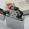 Bật Lửa Zippo Cổ Đồng Khối Mạ Chrome Bóng Trơn Hiếm Gặp Năm 1979 Đời 3 Vạch Sắc ZC487