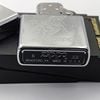 Bật Lửa Zippo Đồng Khối Mạ Chrome Bóng Khắc Ăn Mòn Chủ Đề Cowboy Hiếm Gặp, Sản Xuất Năm 1996 Đời XII La Mã ZL762