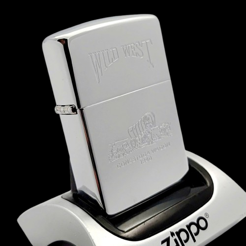 BẬT LỬA ZIPPO CHROME BÓNG CHỦ ĐỀ WILD WEST MŨ DÂY CAO BỒI ĐỜI VI NĂM 1990 ZL194