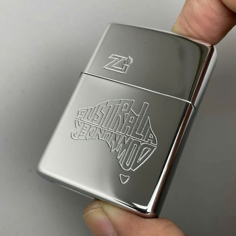Bật Lửa Zippo Đồng Khối Mạ Chrome Bóng Chủ Đề Ăn Mòn Đời XV La Mã Năm 1999 ZL795
