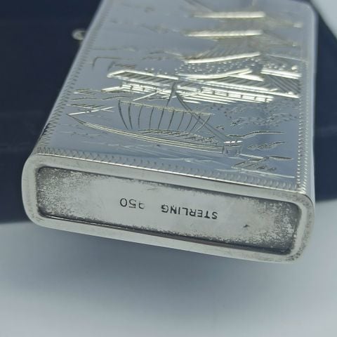 Bật Lửa Bạc Nhật Đúc Nguyên Khối Tranh Chùa Sản Xuất Thủ Công Thập Niên 1950s BK35