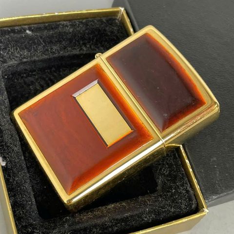 Bật Lửa Zippo Gold Plated Ốp Hổ Phách Hiếm Gặp Đời VII La Mã Năm 1991 ZL805