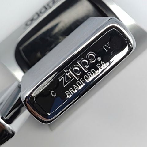 Bật Lửa Zippo Đồng Khối Mạ Chrome Trắng Trơn Phay Xước Đời IV La Mã Năm 1988 ZL814