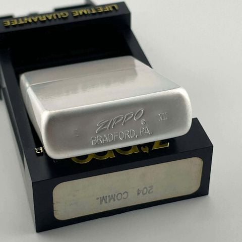 Bật Lửa Zippo Đồng Nguyên Khối Mạ Bạc Demi Vàng Chủ Đề Đời VII La Mã Sản Xuất Năm 1991 ZL857