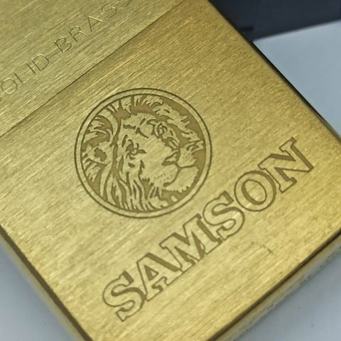 Bật Lửa Zippo Đồng Nguyên Khối Chủ Đề SamSon Thương Hiệu Nổi Tiếng Của Hà Lan Hiếm Gặp Đời XII La Mã SX Năm 1996 ZL831