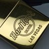 Bật Lửa Zippo Đồng Nguyên Khối Ăn Mòn Chủ Đề Hard-Rock Cafe Đời XVI La Mã Sản Xuất Năm 2000 ZL834