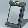 Bật Lửa Zippo Đồng Khối Mạ Chrome Trắng Trơn Bóng Chủ Đề Khắc Ăn Mòn Đời III La Mã Sản Xuất Năm 1987 ZL853