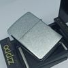 Bật Lửa Zippo Đồng Khối Mạ Chrome Khắc Ăn Mòn Phủ Sơn Chủ Đề Chiến Tranh Sản Xuất Năm 1997 Đời XIII La Mã ZL855