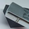 Bật Lửa Zippo Đồng Khối Mạ Chrome Khắc Ăn Mòn Phủ Sơn Chủ Đề Chiến Tranh Sản Xuất Năm 1996 Đời XII La Mã ZL854