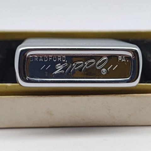 Bật Lửa Zippo Cổ Đồng Khối Mạ Chrome Trắng Chủ Đề Quân Sự Ăn Mòn Phủ Sơn Đời 4 Vạch Sắc Năm 1978 ZC493